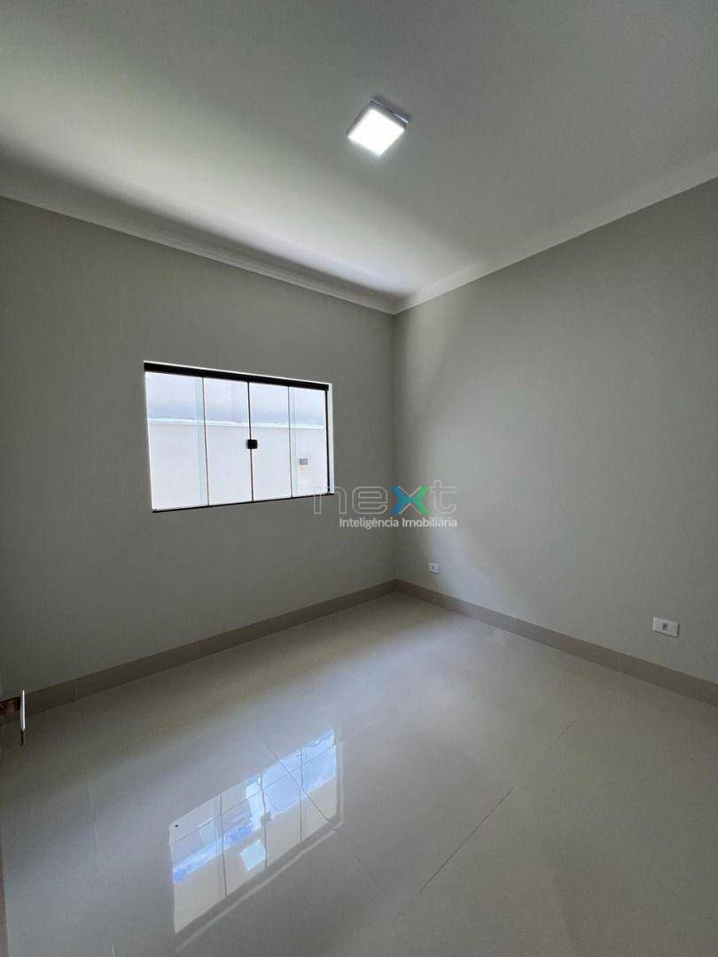 Casa à venda com 3 quartos, 134m² - Foto 11