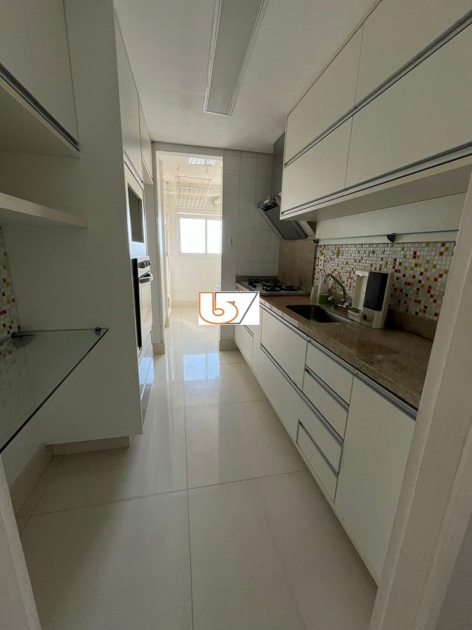 Apartamento para alugar com 2 quartos, 110m² - Foto 6