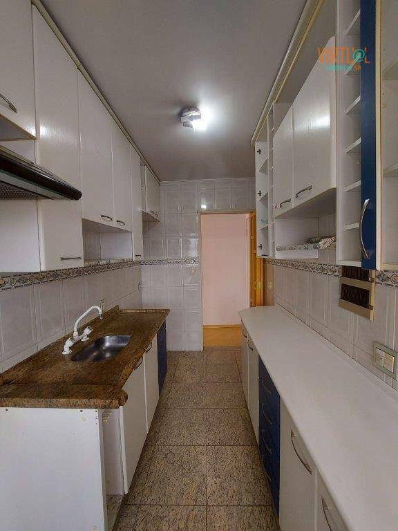 Apartamento à venda com 3 quartos, 65m² - Foto 13