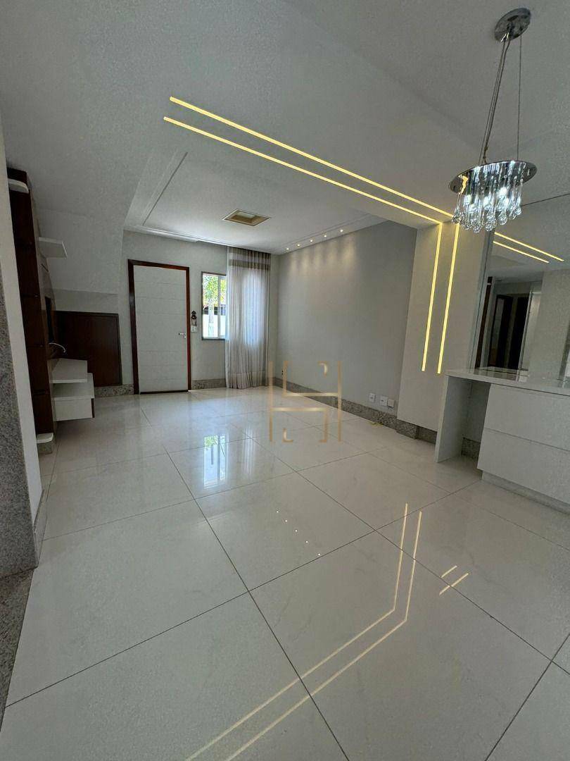 Casa de Condomínio à venda com 4 quartos, 200m² - Foto 8