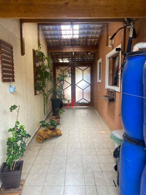 Sobrado à venda com 4 quartos, 250m² - Foto 16