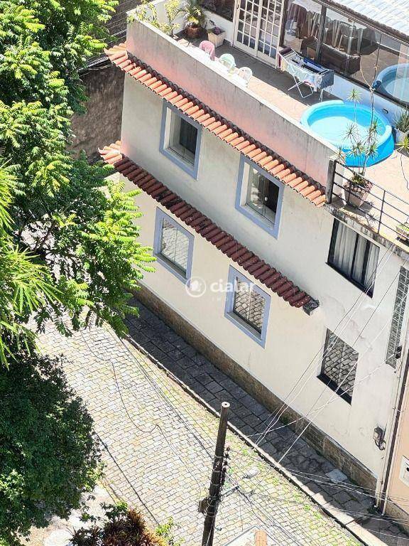 Casa de Condomínio à venda com 6 quartos, 280m² - Foto 41