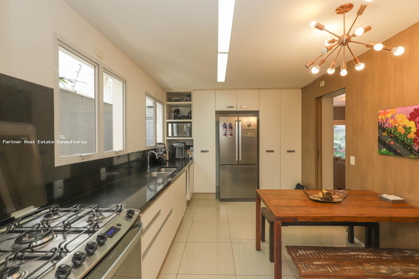 Casa de Condomínio à venda com 3 quartos, 383m² - Foto 27