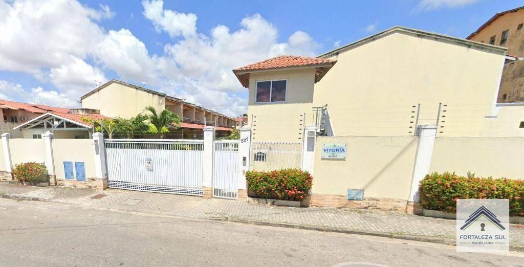 Casa de Condomínio à venda com 3 quartos, 86m² - Foto 1