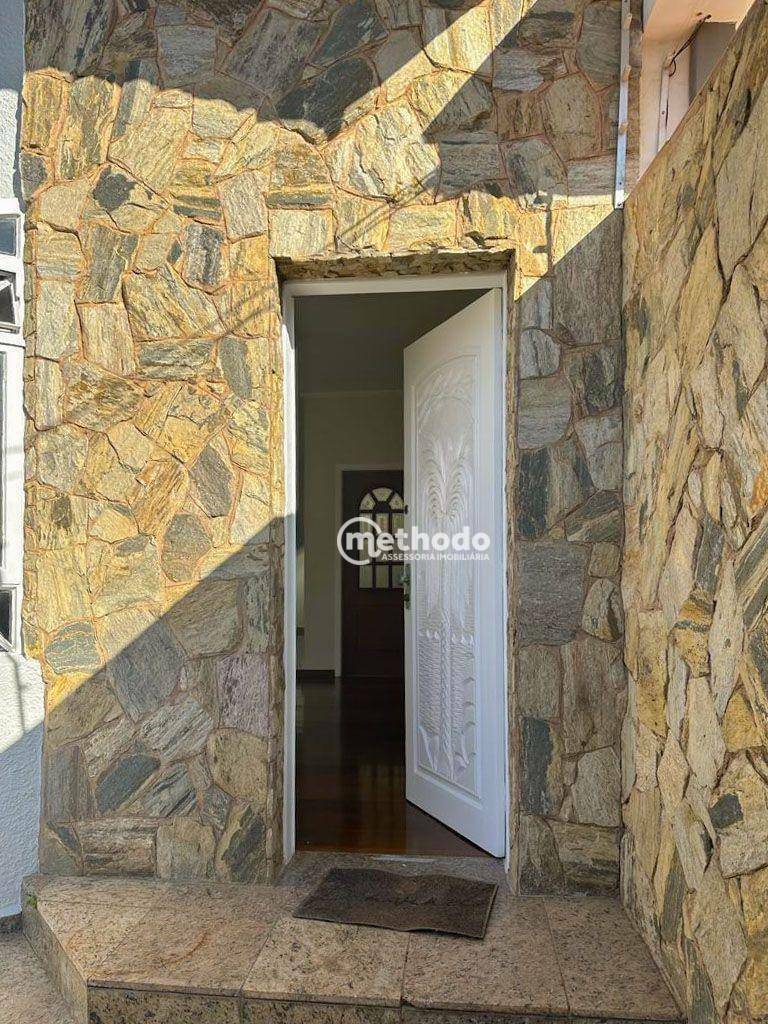 Casa à venda com 4 quartos, 187m² - Foto 3