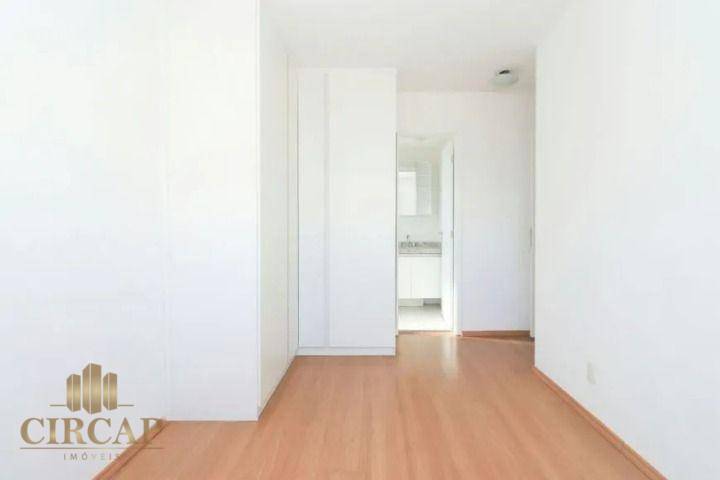 Apartamento à venda com 2 quartos, 61m² - Foto 12