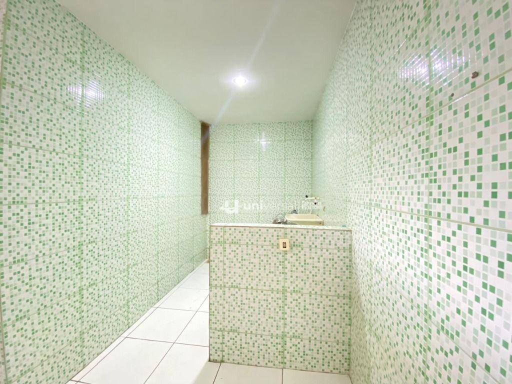 Apartamento à venda com 2 quartos, 40m² - Foto 8