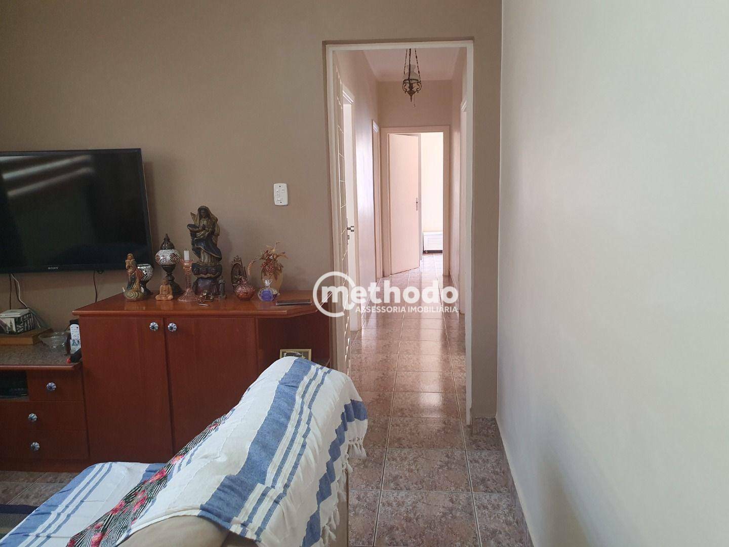 Casa à venda com 3 quartos, 231m² - Foto 15