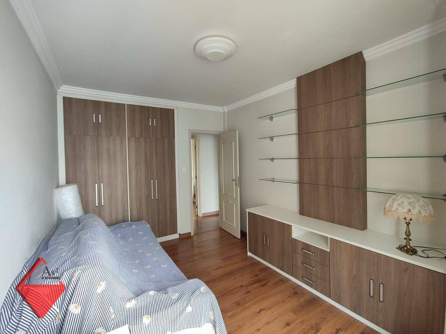 Apartamento à venda com 3 quartos, 136m² - Foto 10