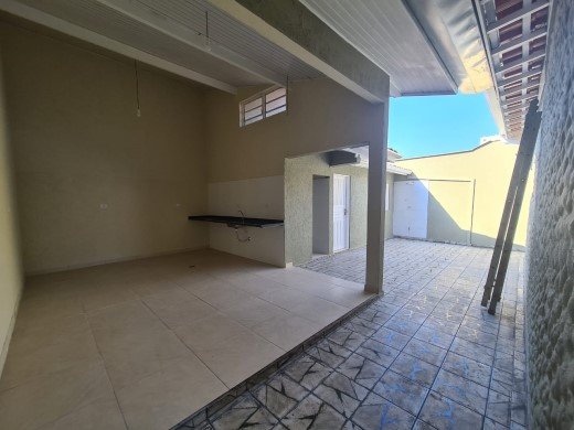 Casa à venda com 4 quartos, 210m² - Foto 8