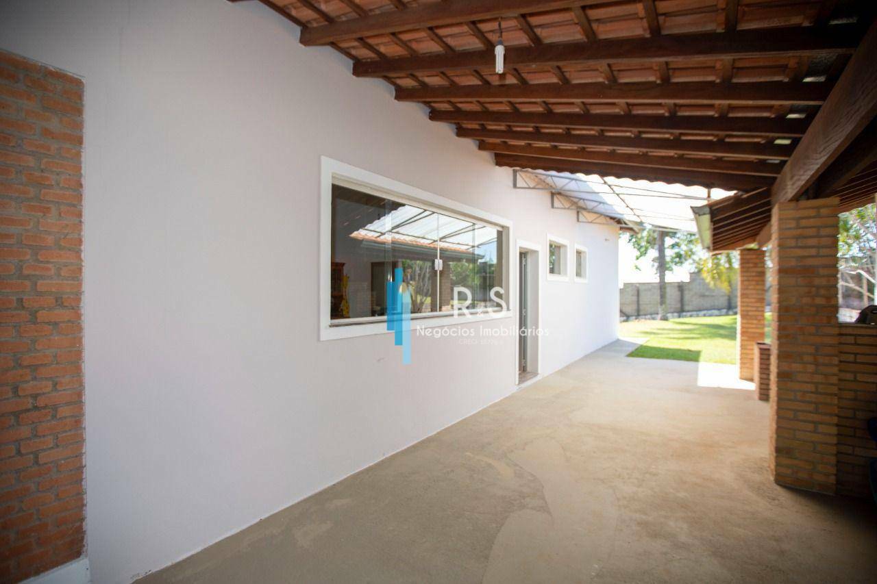 Chácara à venda com 4 quartos, 350m² - Foto 14