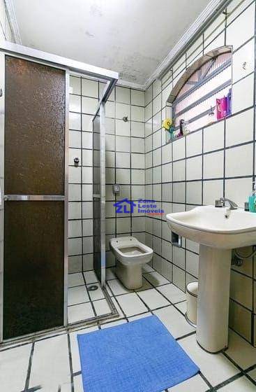 Casa à venda com 6 quartos, 240m² - Foto 20