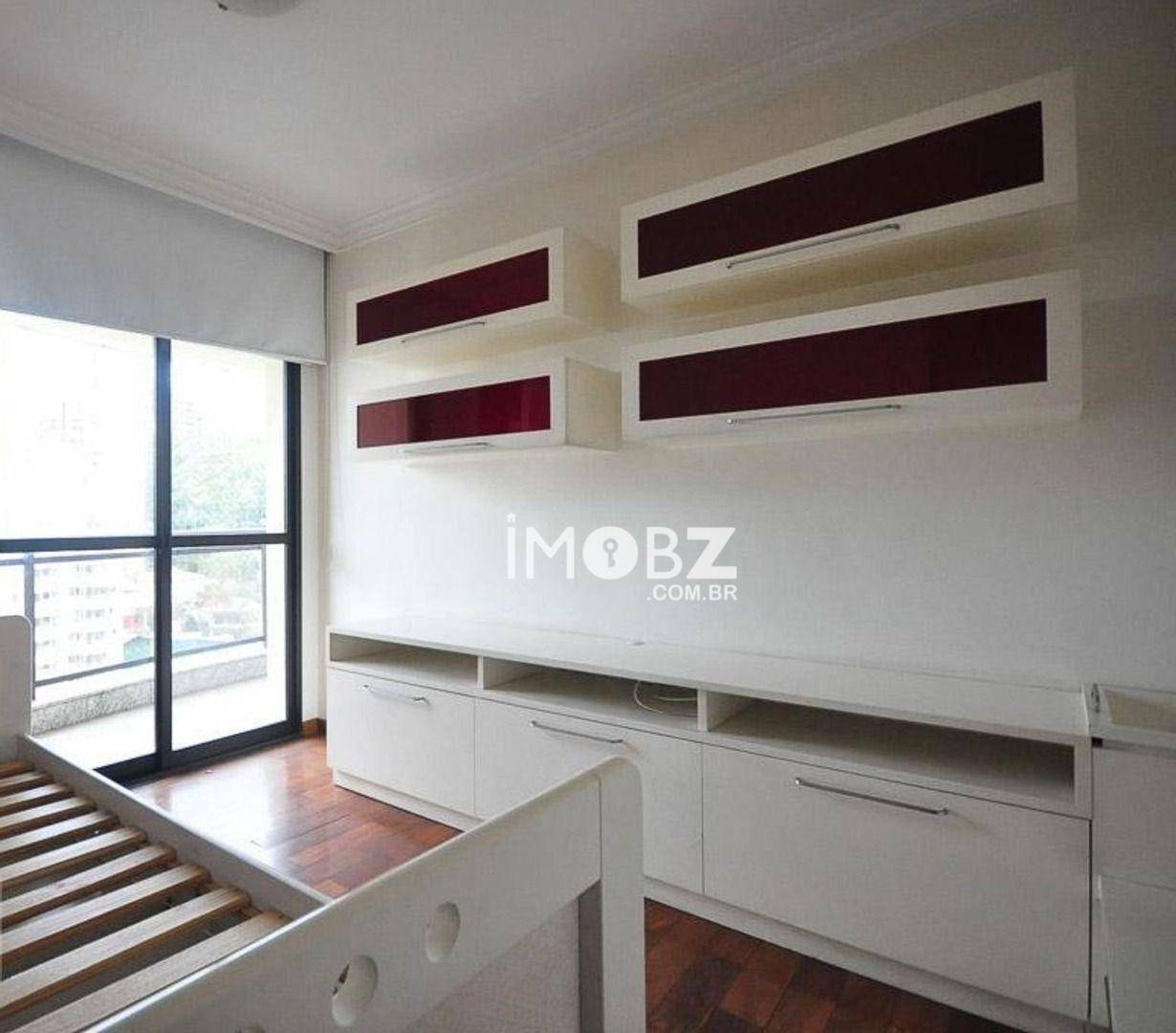 Apartamento à venda com 4 quartos, 220m² - Foto 18