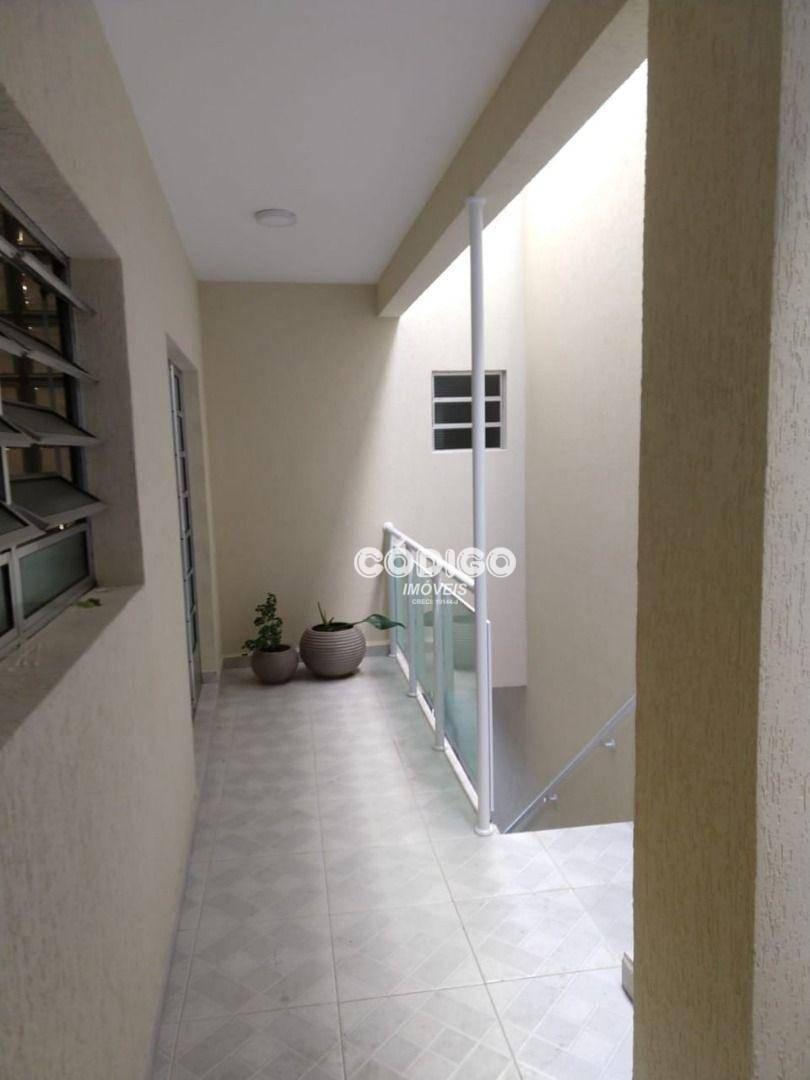 Casa à venda com 2 quartos, 120m² - Foto 11