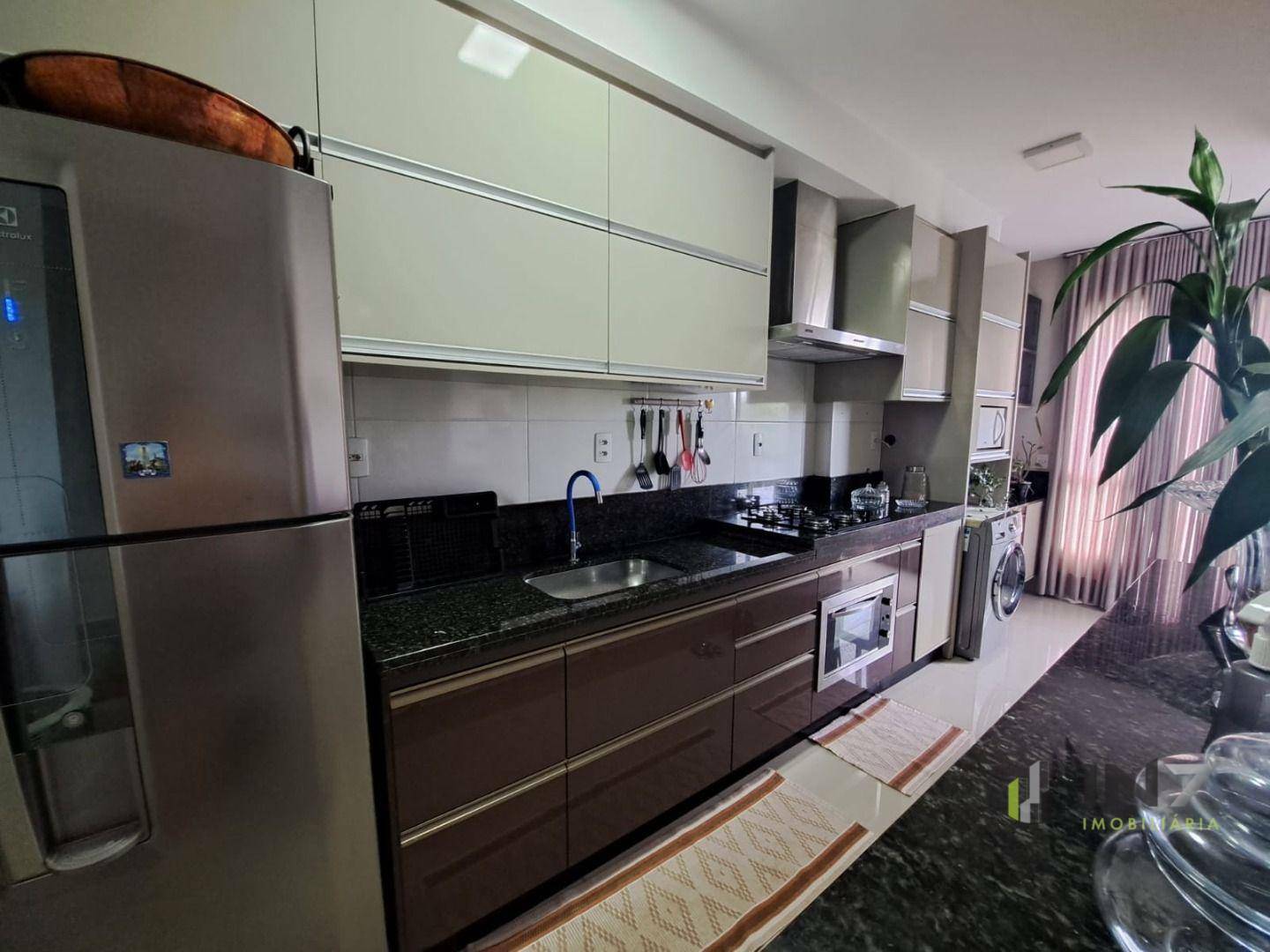 Apartamento à venda com 2 quartos, 60m² - Foto 14