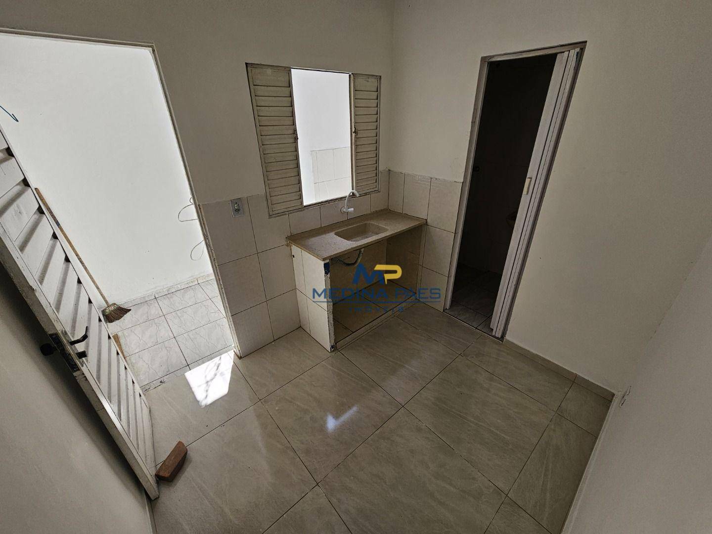 Casa à venda com 1 quarto, 35m² - Foto 6