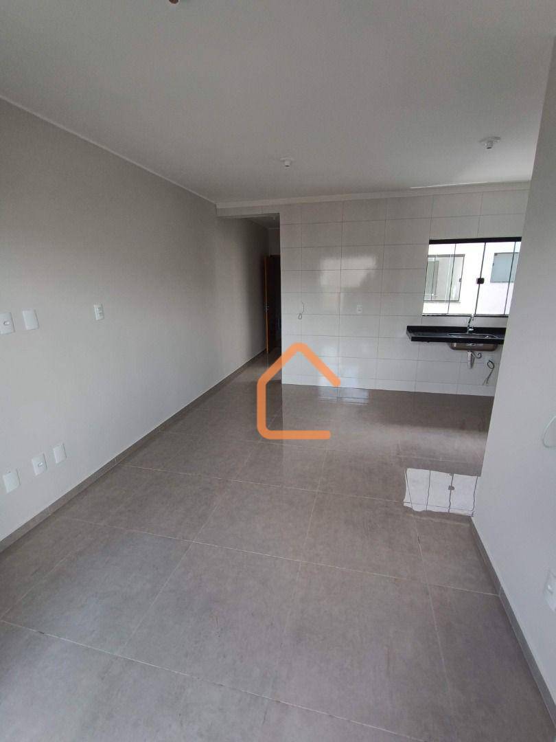 Apartamento à venda com 2 quartos, 63m² - Foto 3