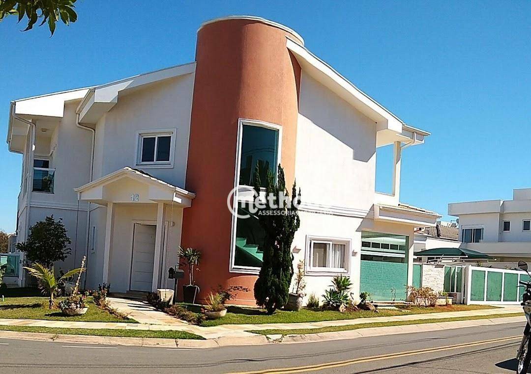 Casa de Condomínio à venda com 4 quartos, 360m² - Foto 1