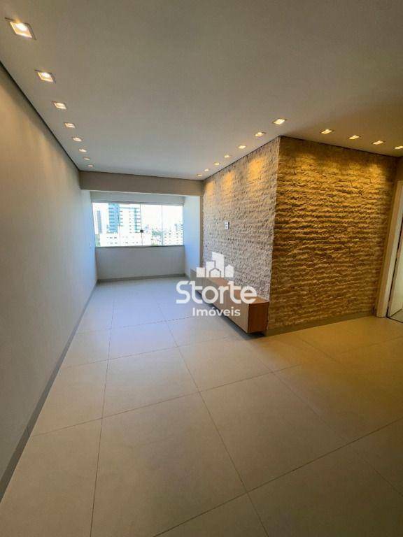 Apartamento à venda com 3 quartos, 83m² - Foto 2