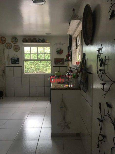 Casa de Condomínio à venda com 3 quartos, 250m² - Foto 23