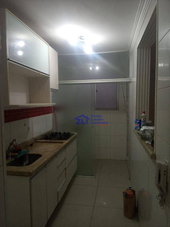 Apartamento à venda com 2 quartos, 48m² - Foto 2