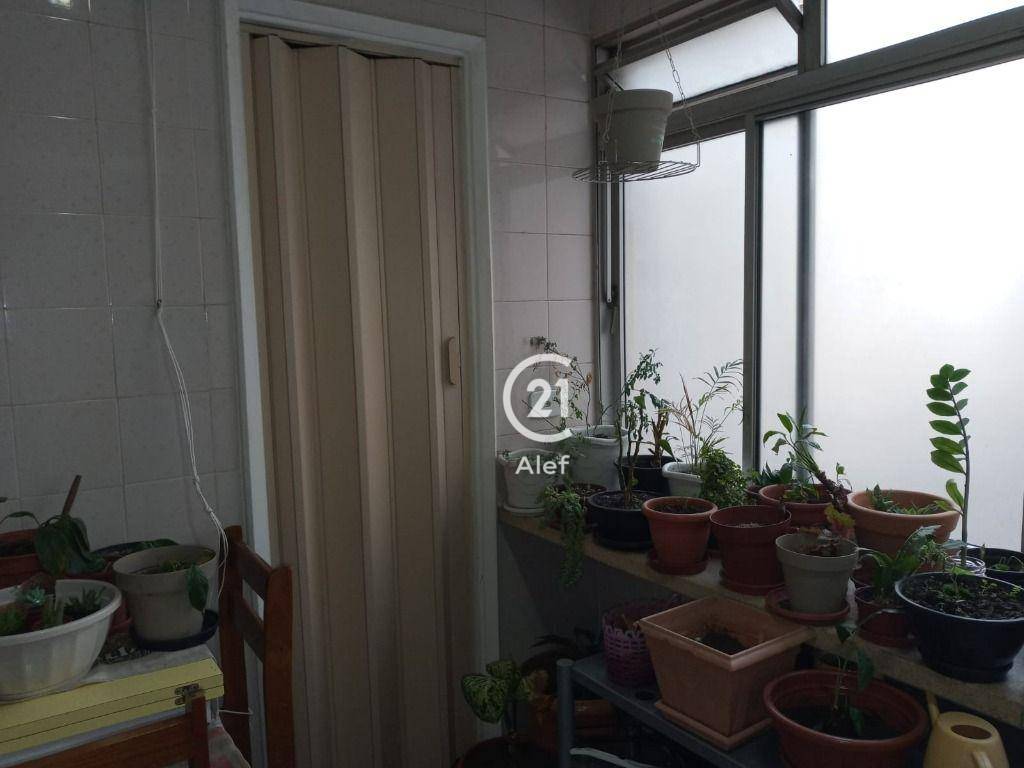 Apartamento à venda com 3 quartos, 130m² - Foto 41