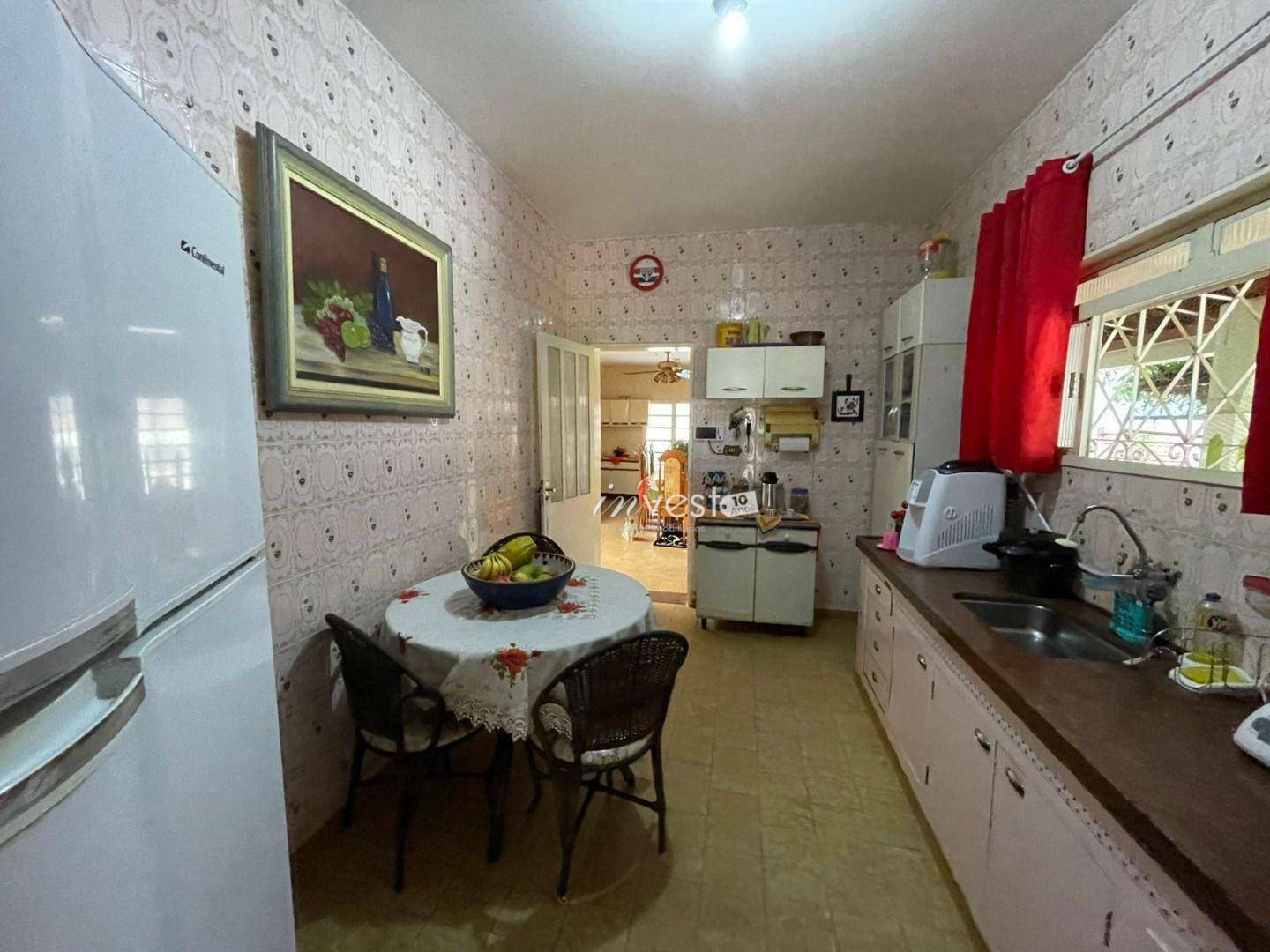 Casa à venda com 3 quartos, 355m² - Foto 12