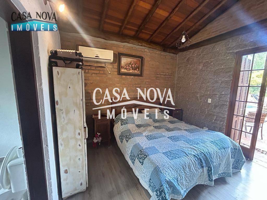 Casa de Condomínio para alugar com 3 quartos, 316m² - Foto 22