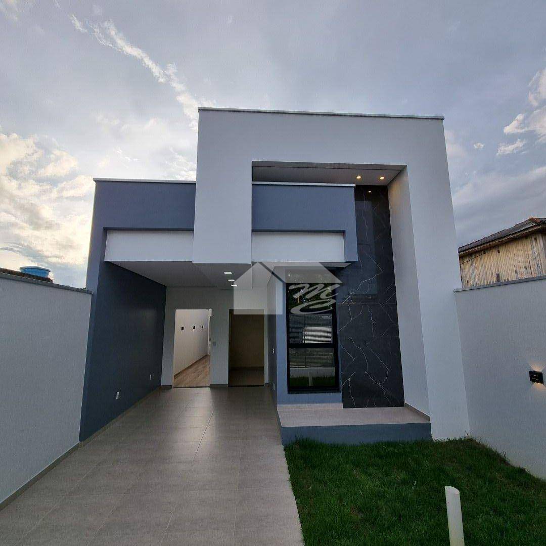 Casa à venda com 2 quartos, 120m² - Foto 1