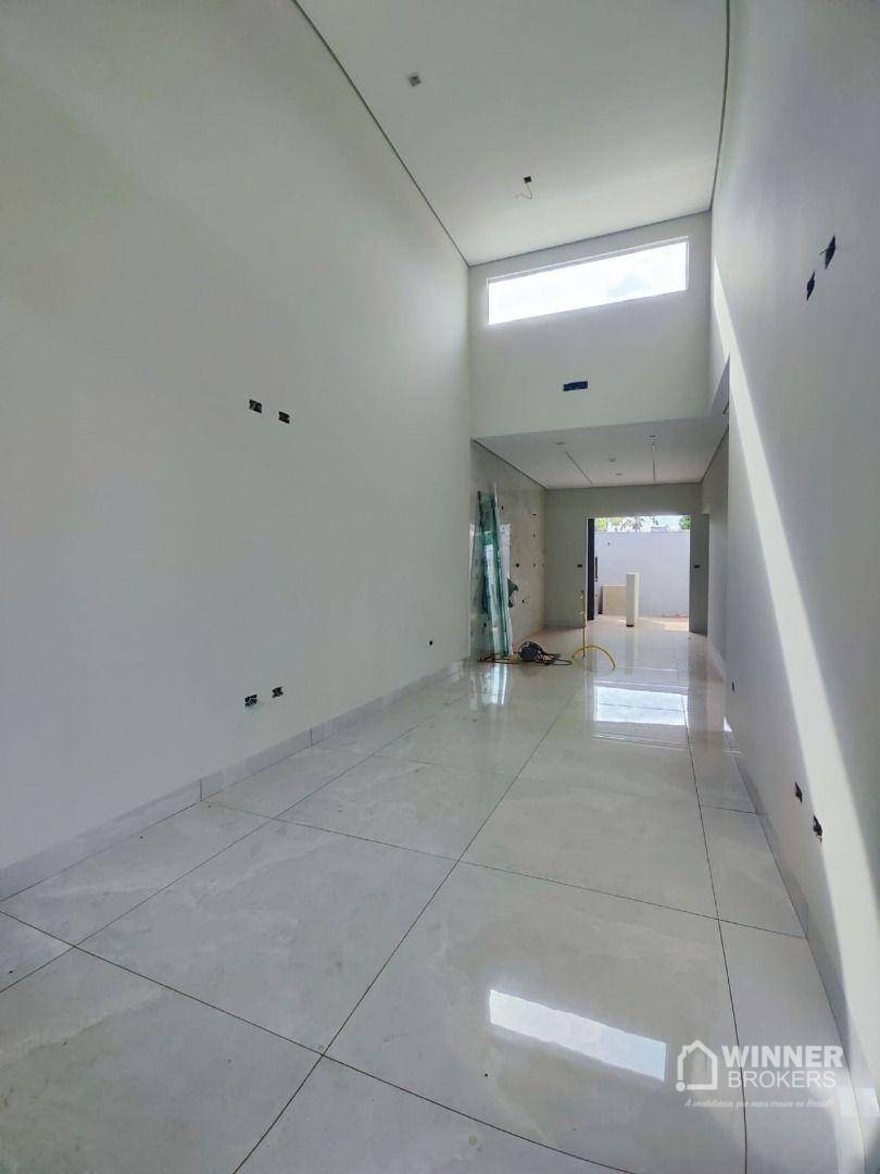 Casa à venda com 3 quartos, 104m² - Foto 2