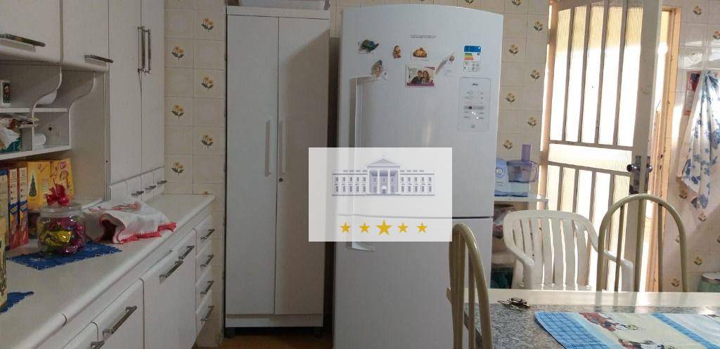 Casa, 3 quartos, 385 m² - Foto 4