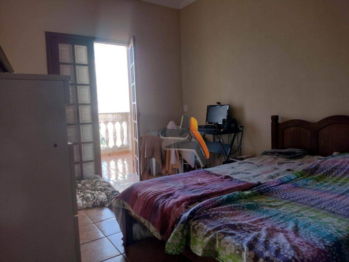 Casa à venda com 4 quartos, 120m² - Foto 11