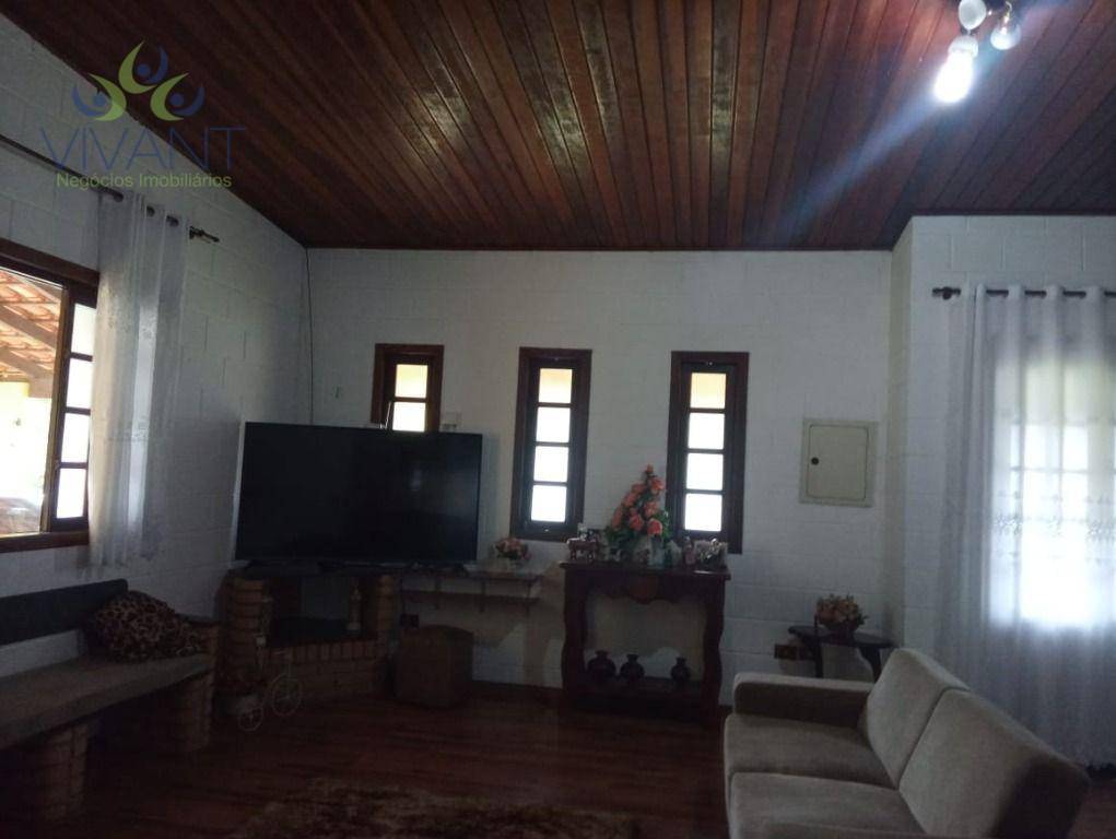 Chácara à venda com 2 quartos, 251m² - Foto 16