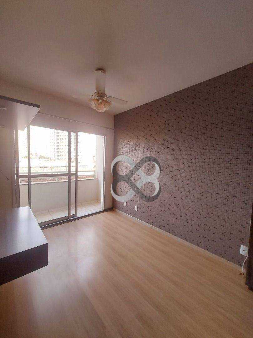 Apartamento à venda com 3 quartos, 67m² - Foto 1