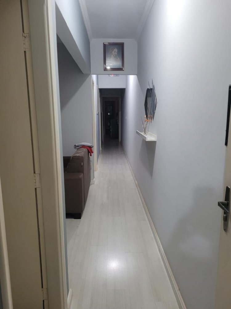 Casa à venda com 3 quartos, 273m² - Foto 4