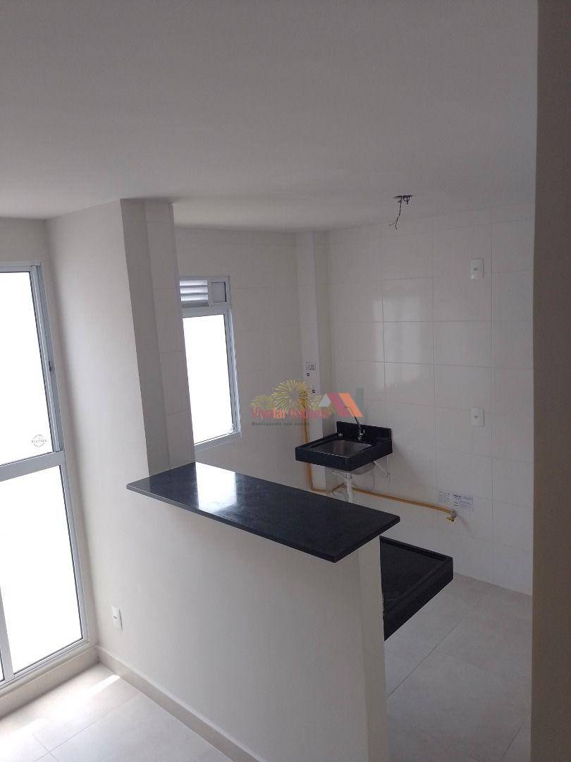 Apartamento à venda com 2 quartos, 46m² - Foto 2