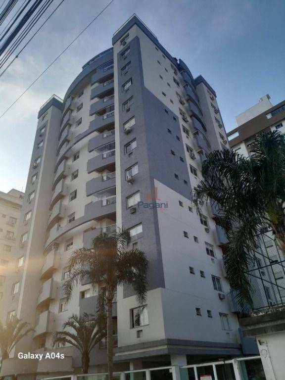 Cobertura à venda com 3 quartos, 230m² - Foto 1