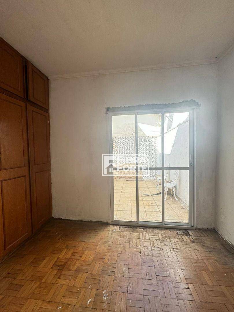 Casa à venda com 3 quartos, 176m² - Foto 7