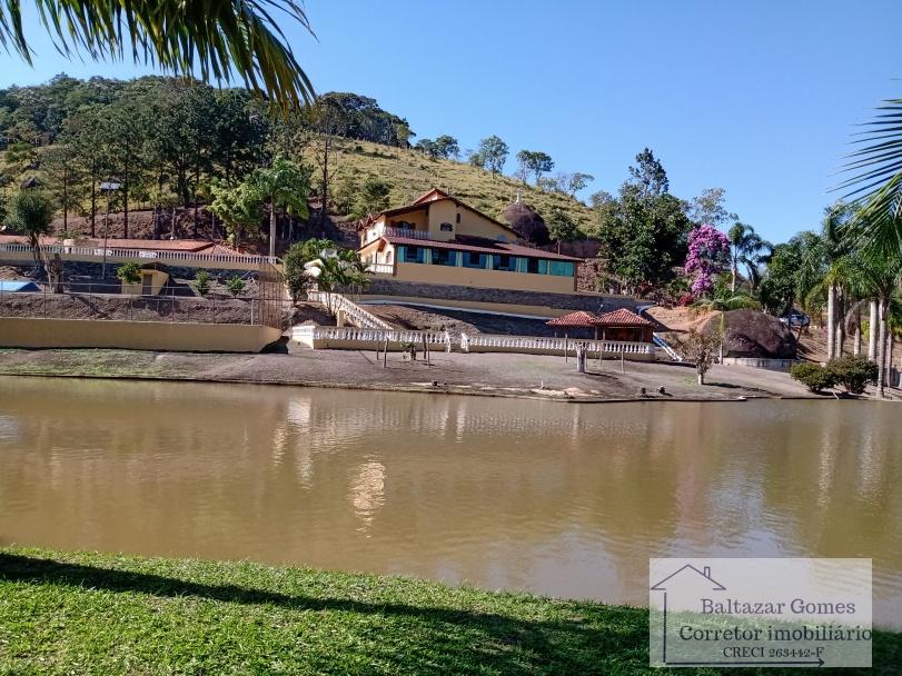 Sítio à venda com 12 quartos, 146000m² - Foto 1