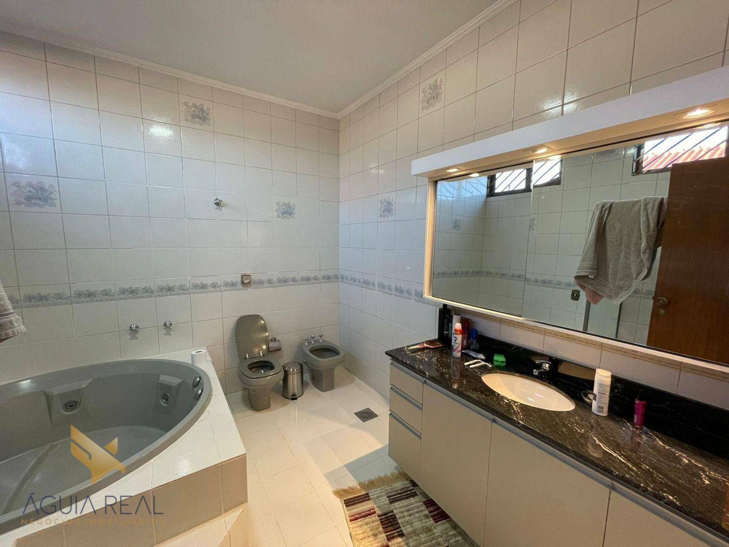 Sobrado à venda com 4 quartos, 429m² - Foto 32