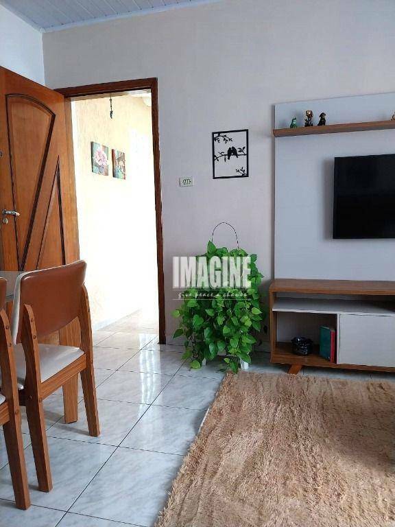 Sobrado à venda com 3 quartos, 224m² - Foto 4