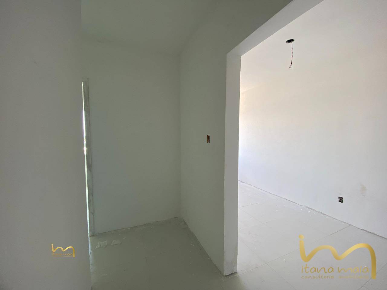 Apartamento à venda com 2 quartos, 60m² - Foto 21