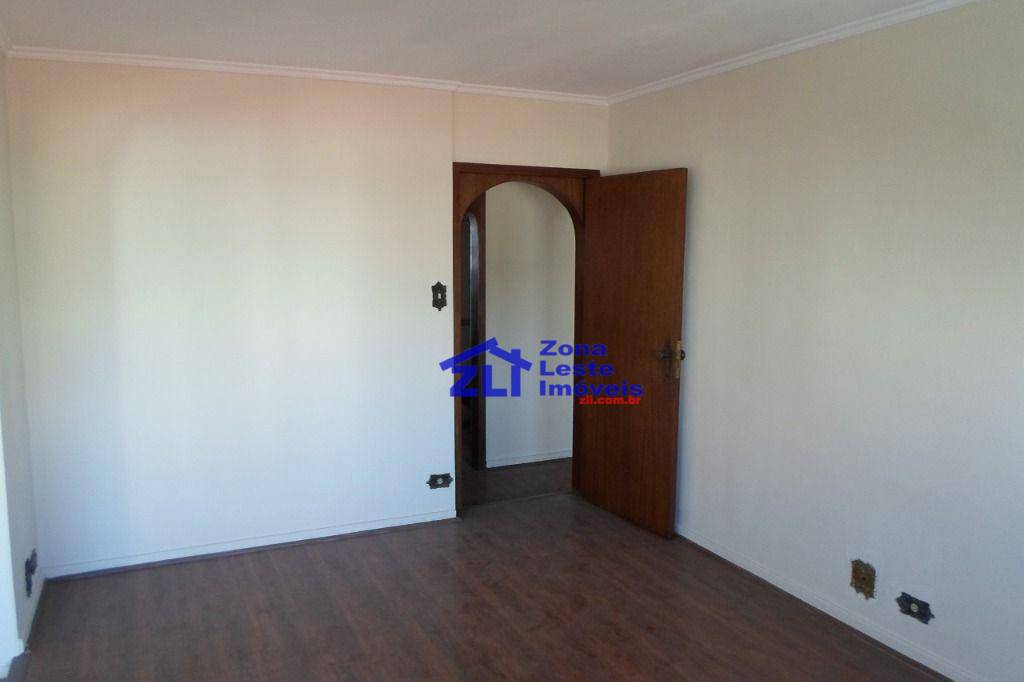 Apartamento à venda com 2 quartos, 81m² - Foto 3