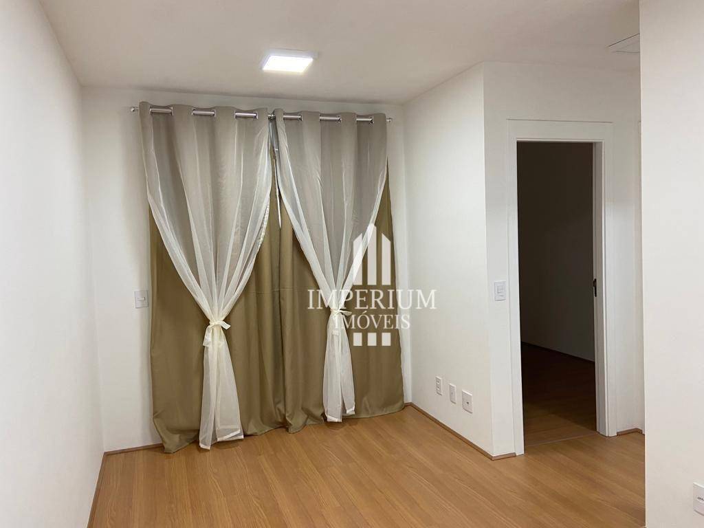 Apartamento à venda com 2 quartos, 43m² - Foto 2