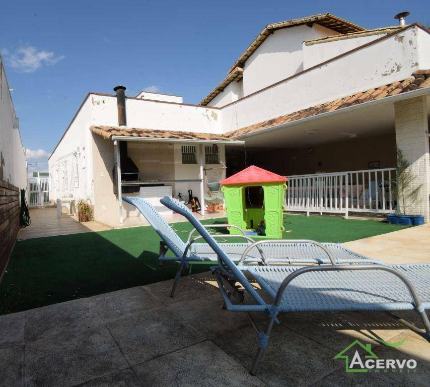 Casa à venda com 3 quartos, 216m² - Foto 21