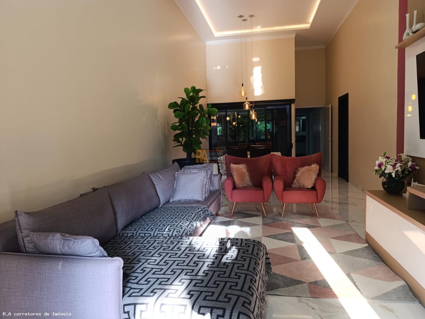 Casa à venda com 3 quartos, 387m² - Foto 5