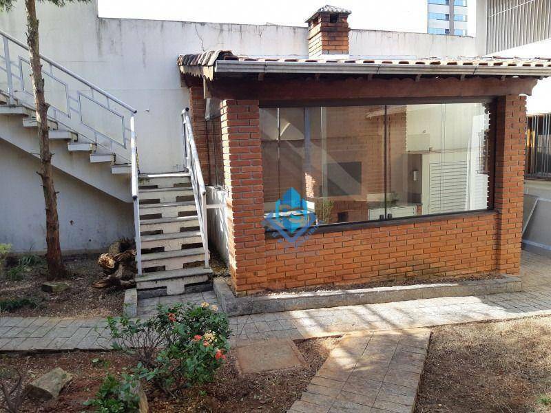 Sobrado à venda e aluguel com 3 quartos, 345m² - Foto 5