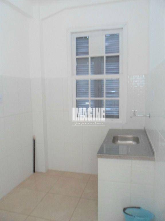 Apartamento à venda com 2 quartos, 84m² - Foto 3