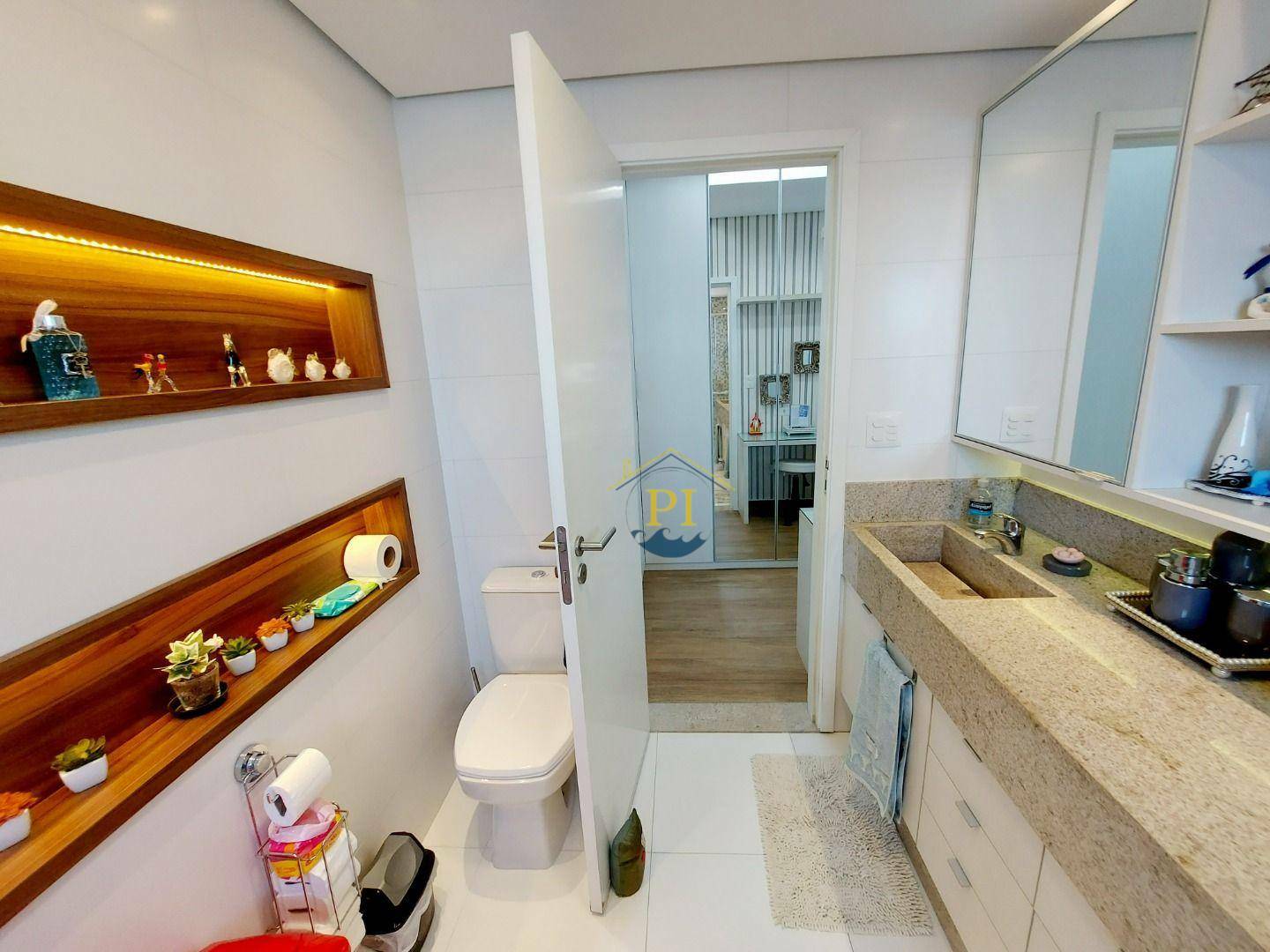 Apartamento à venda com 4 quartos, 212m² - Foto 22