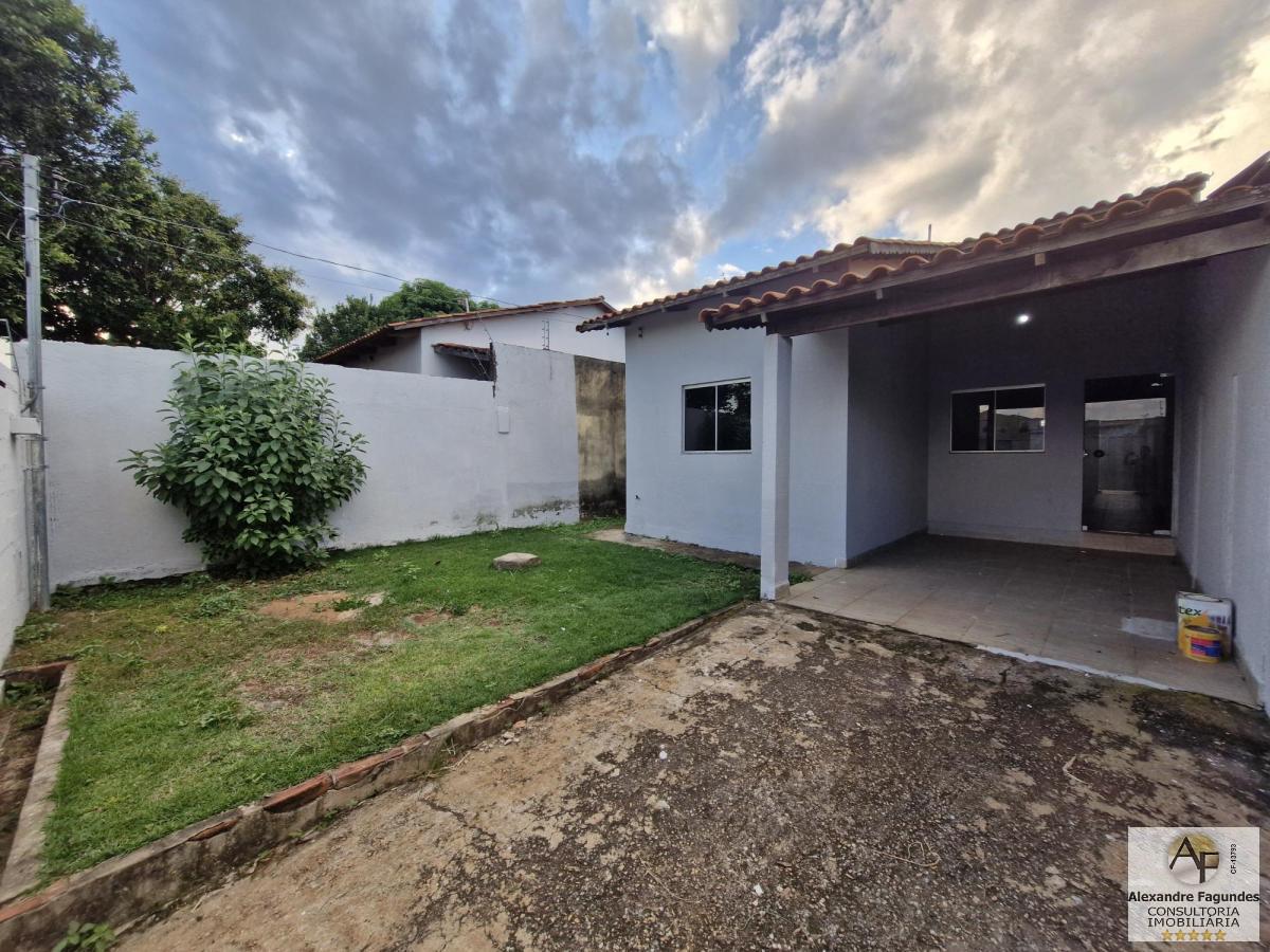 Casa à venda com 3 quartos, 60m² - Foto 5